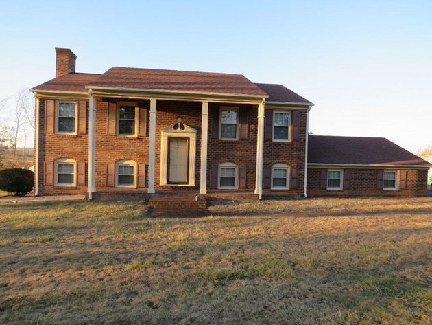 Image for Estate of Vicki W Brooks - Real Estate - SELLING IN 3 PARCELS