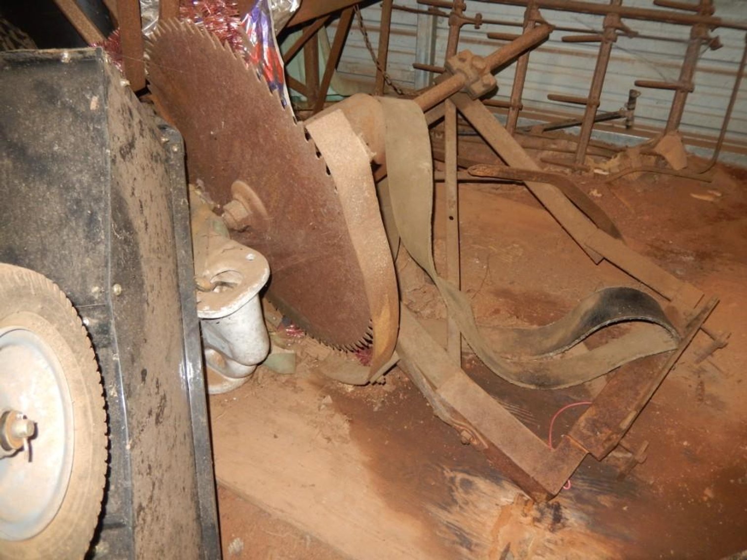 Image for Pittsville Estate Auction