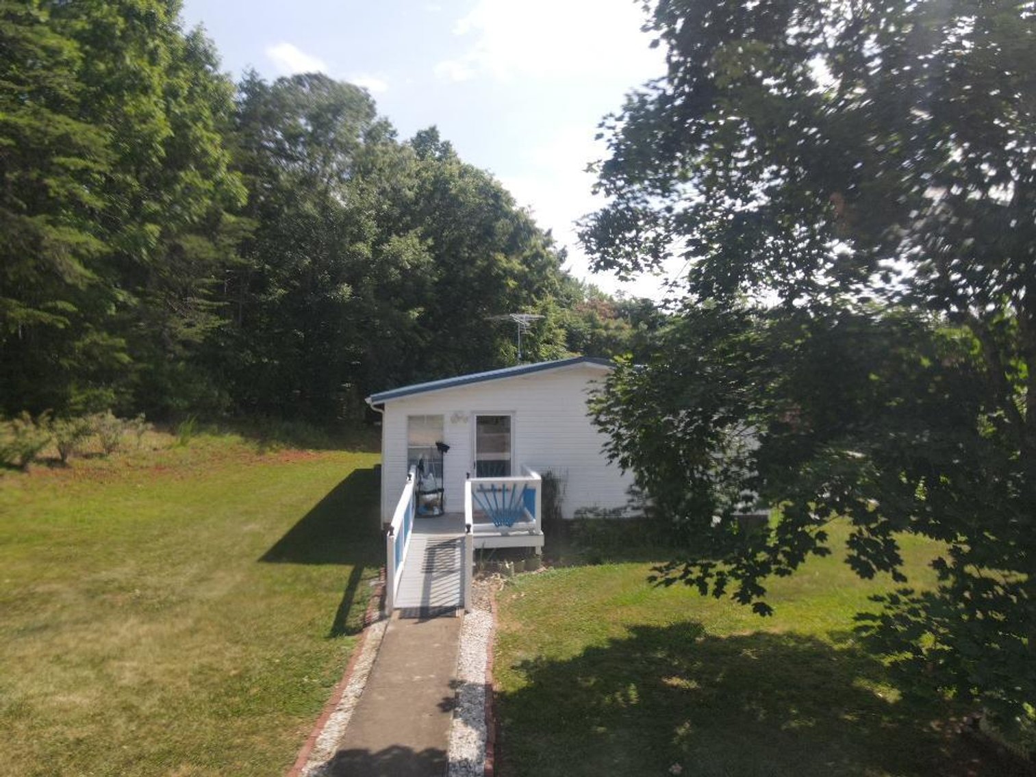 Image for 8.93 Country Acres with 1,372 sqft 3 Bed 2 Bath Home Pittsville Va