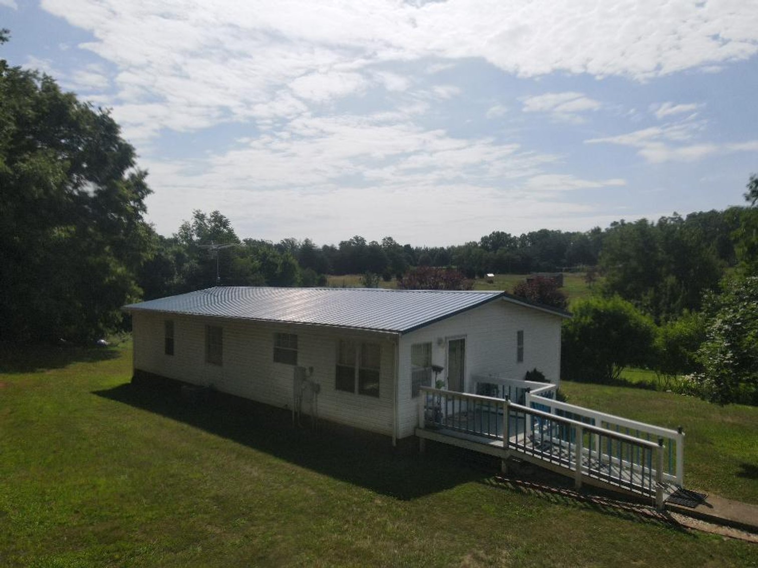 Image for 8.93 Country Acres with 1,372 sqft 3 Bed 2 Bath Home Pittsville Va