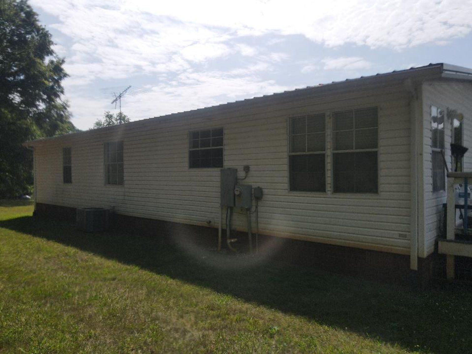 Image for 8.93 Country Acres with 1,372 sqft 3 Bed 2 Bath Home Pittsville Va