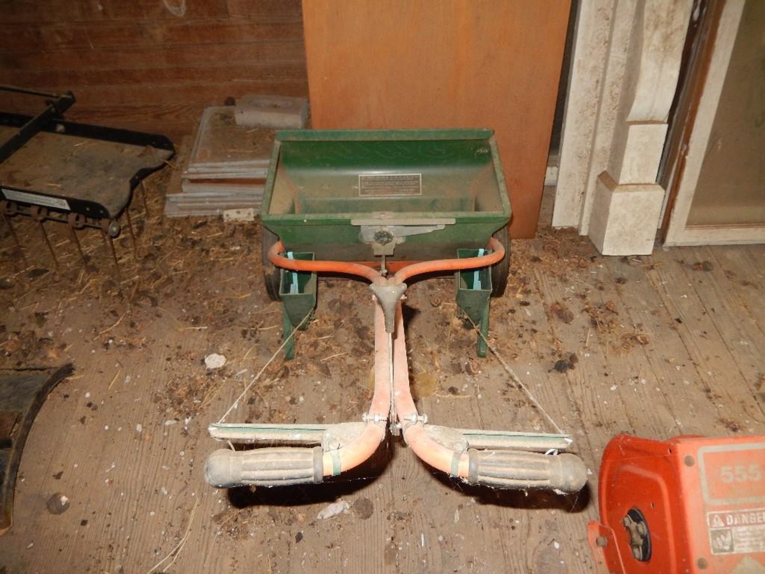 Image for Glenn & Evelyn Bertness Estate Auction