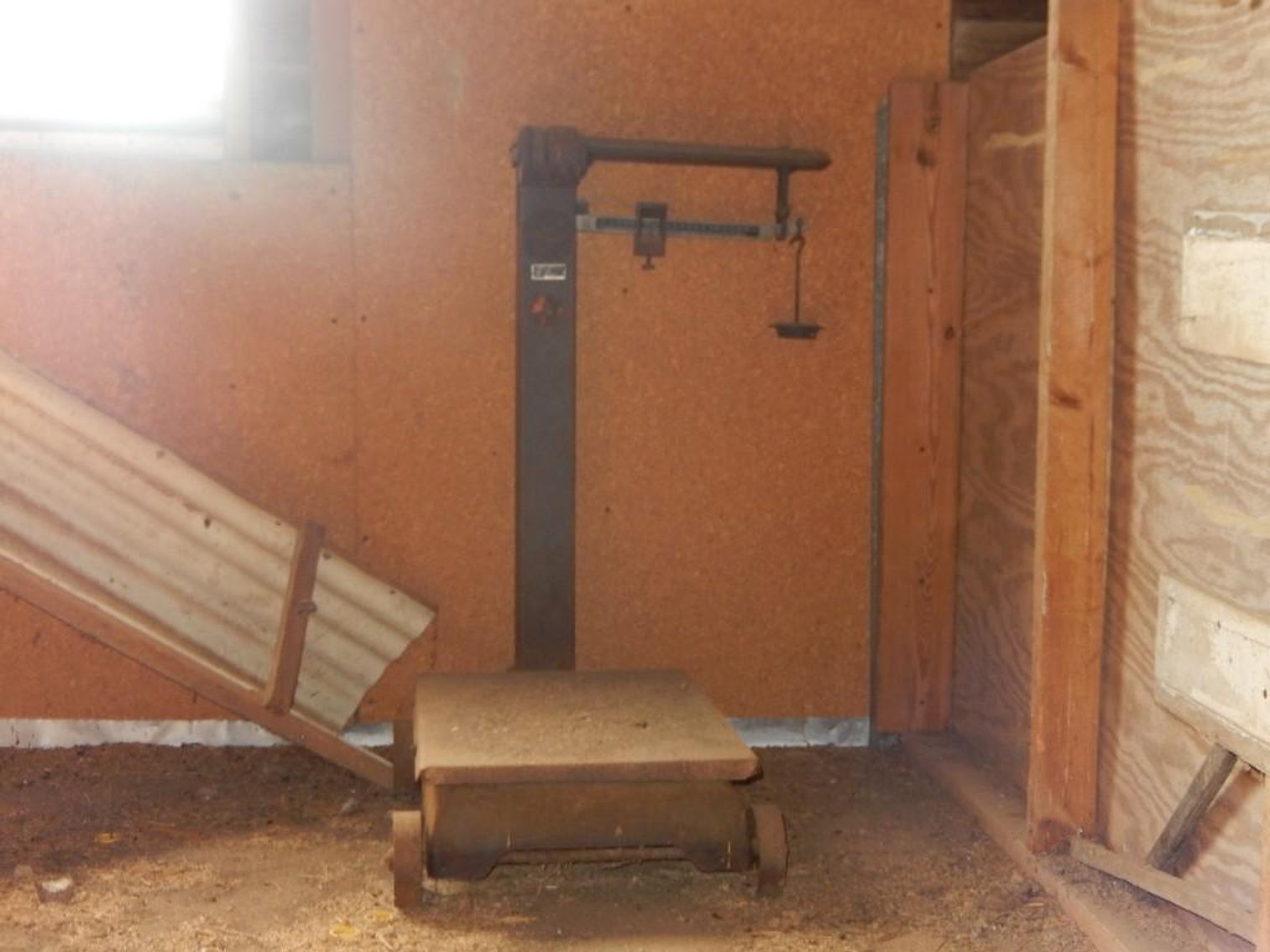 Image for Glenn & Evelyn Bertness Estate Auction