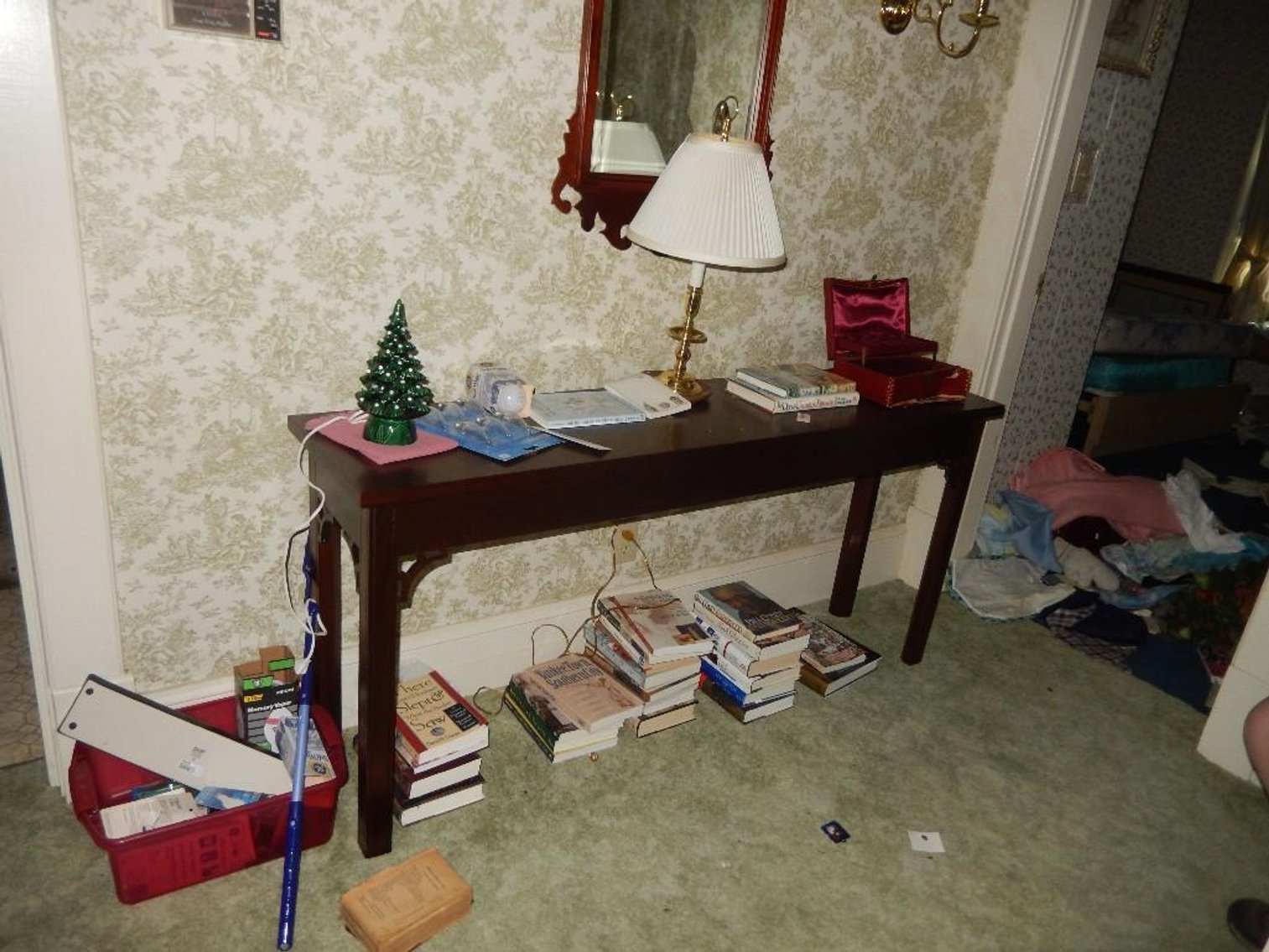 Image for Glenn & Evelyn Bertness Estate Auction