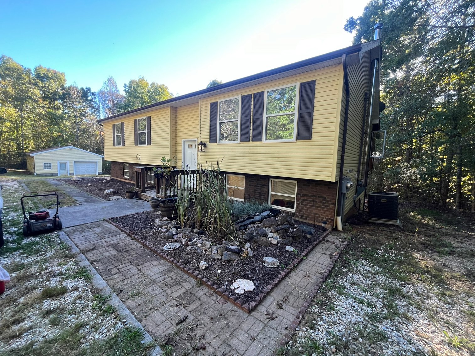Image for Split Foyer With Shop on 5 Ac in Gladstone VA