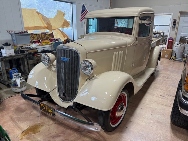 Image for Ronald Mann Antique and Classic Cars, Tools, and Signs