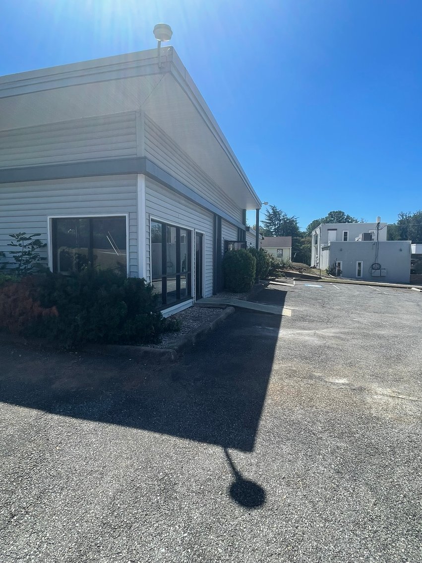 Image for 1401 Lakeside Dr, Lynchburg, VA 24501