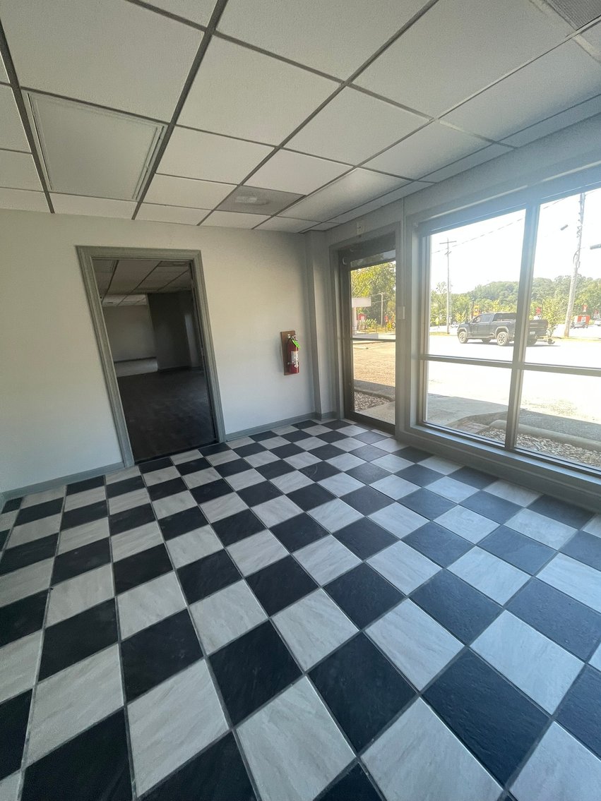 Image for 1401 Lakeside Dr, Lynchburg, VA 24501