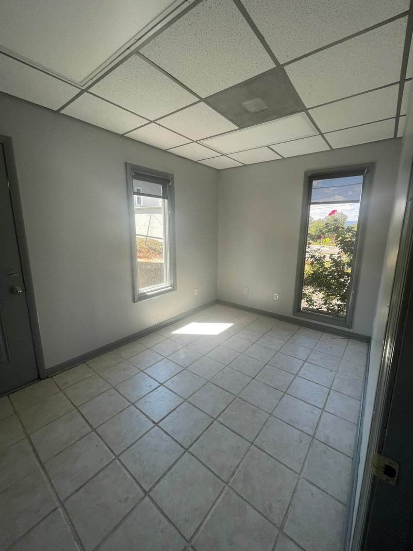 Image for 1401 Lakeside Dr, Lynchburg, VA 24501