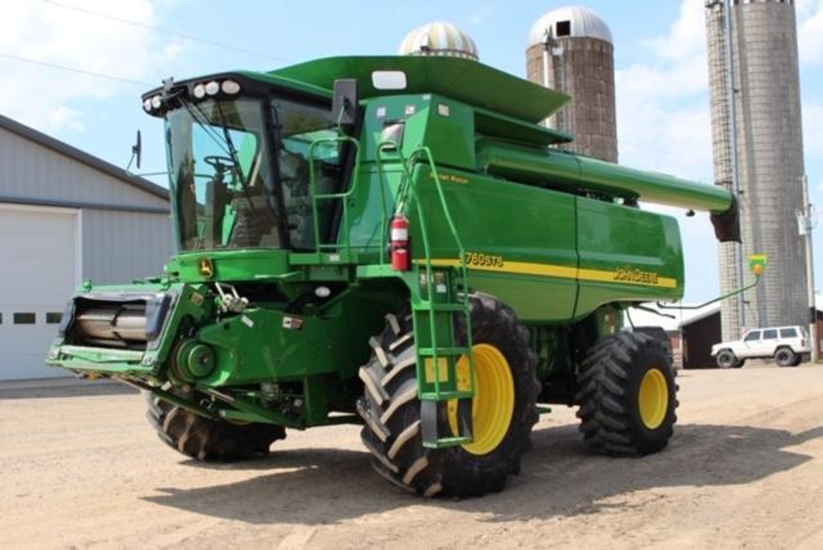 Image for 9760 John Deere Combine and Farm Machinery - Barron, WI