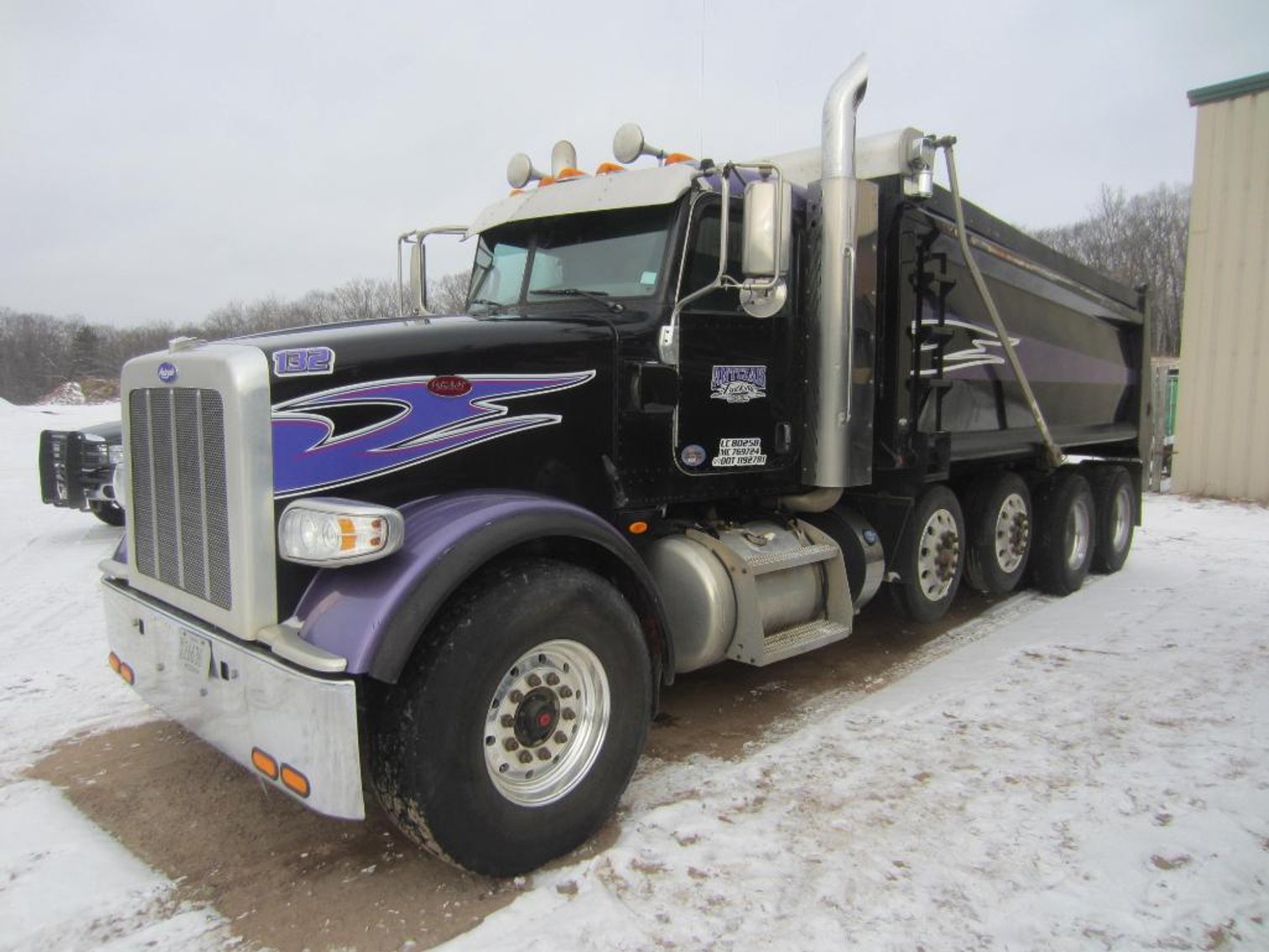 Image for (5) 2017 Quad Axle Dump Trucks & 2015 Cat 980 Payloader - Rice Lake, WI