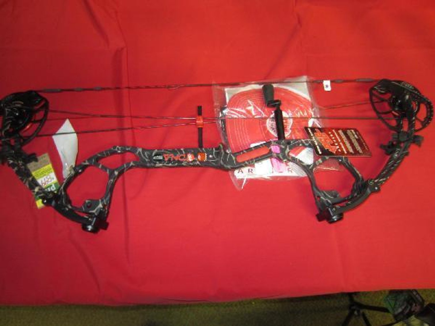 Image for 3 of 4 Tom's Gun & Archery Shop Bows & Accessories - Reedsburg, WI