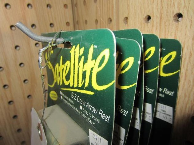 Image for Satellite E-Z Draw Arrow Rest