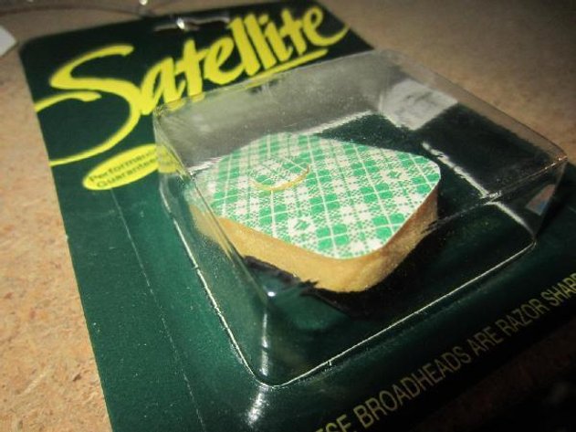 Image for Satellite E-Z Draw Arrow Rest