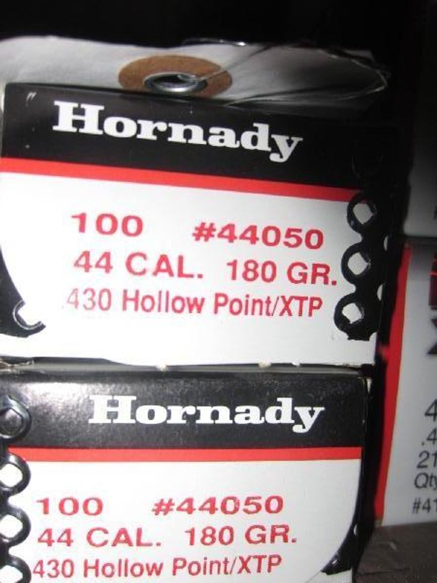 Image for 2 of 4 Tom's Gun & Archery Shop Reloading, Knives, Calls, & Accessories - Reedsburg, WI