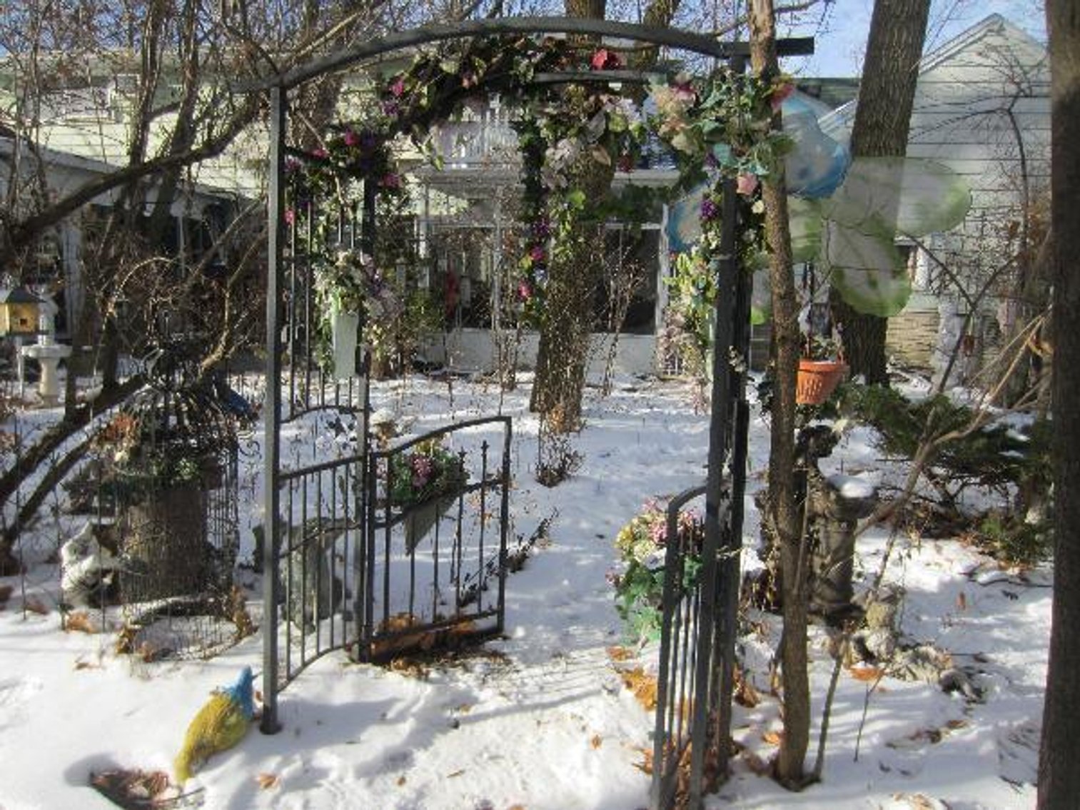 Image for Appliances, New Clothing, Dishes, Jewelry & More - Appleton, WI