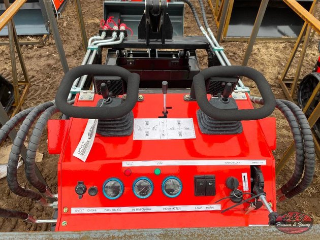 Image for Skidsteer LRT23 Loader - Red