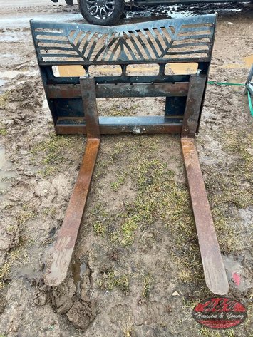 Image for Skidsteer Pallet Forks - Prairie Farm, WI