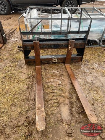Image for John Deere Pallet Forks - Prairie Farm, WI