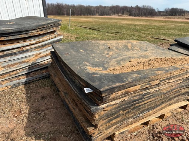 Image for Pallet of Cow Mats - Barronett Wi