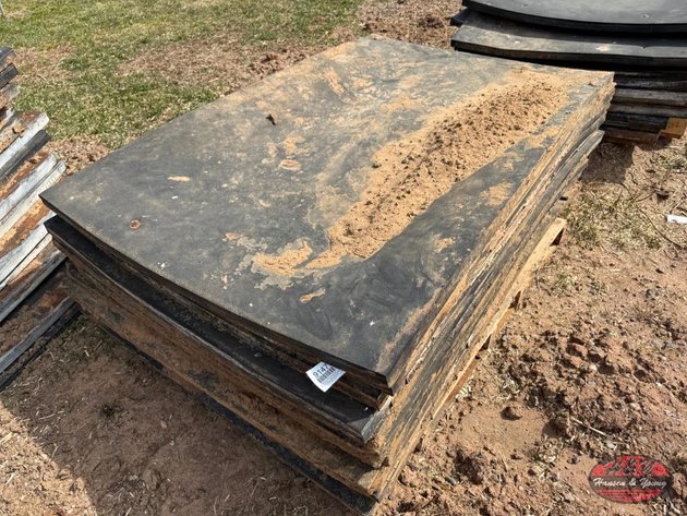 Image for Pallet of Cow Mats - Barronett Wi