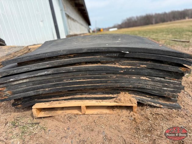 Image for Pallet of Cow Mats - Barronett Wi