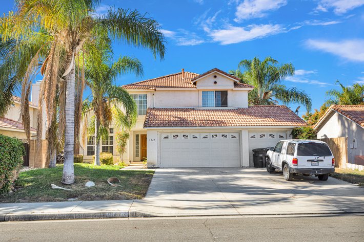 Image for Luxe Hemet Retreat