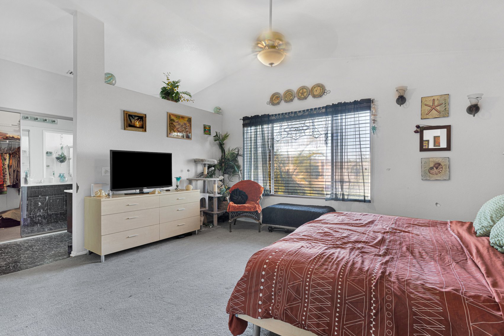 Image for Luxe Hemet Retreat