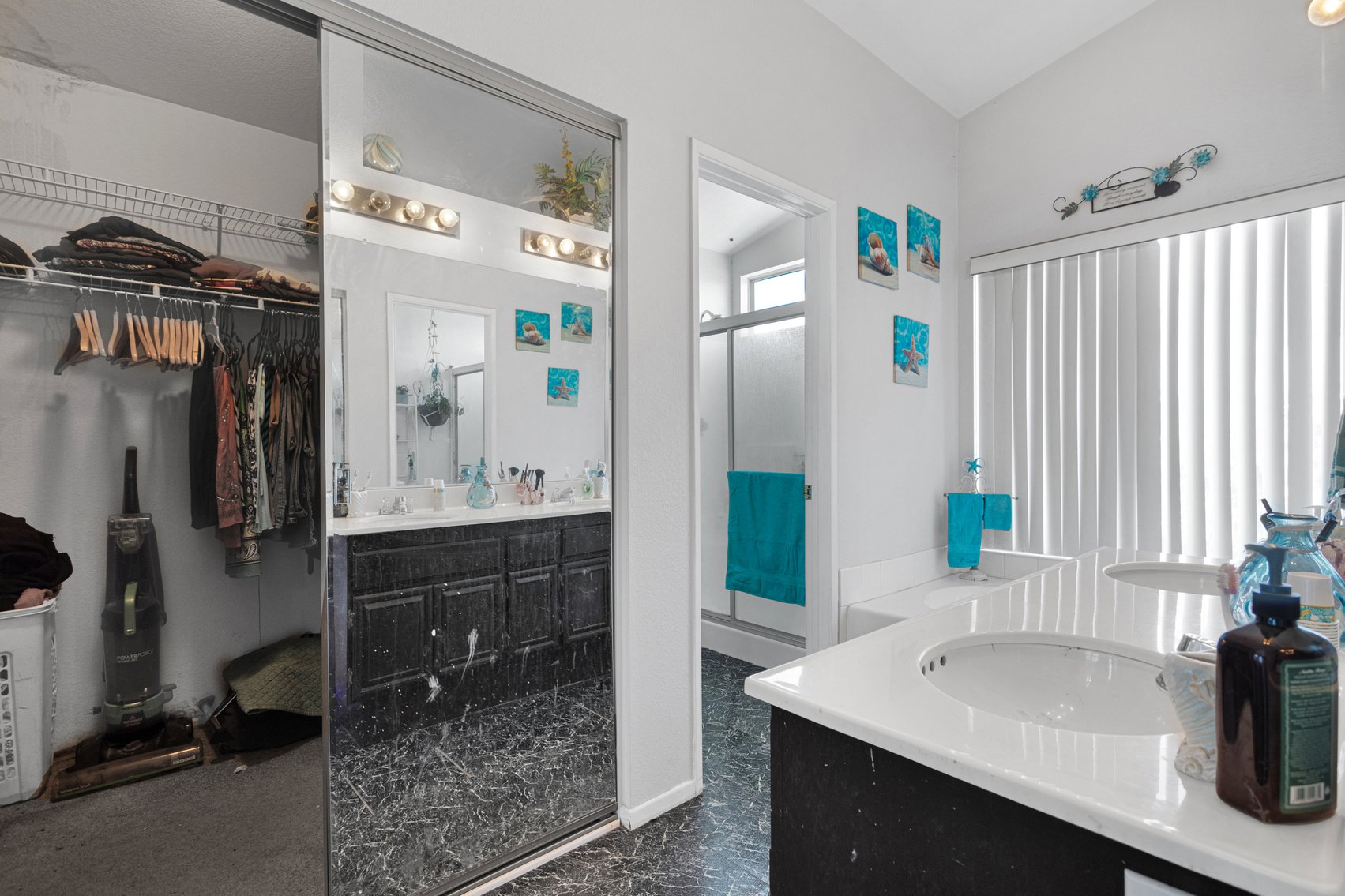 Image for Luxe Hemet Retreat