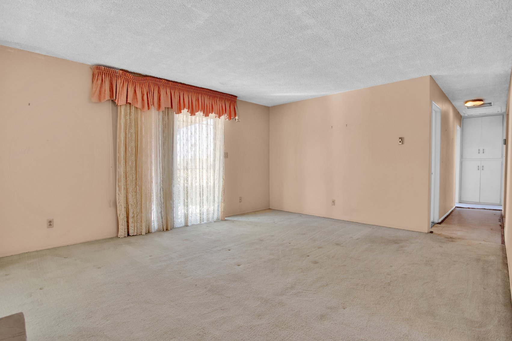 Image for Hesperia Commercial Advantage