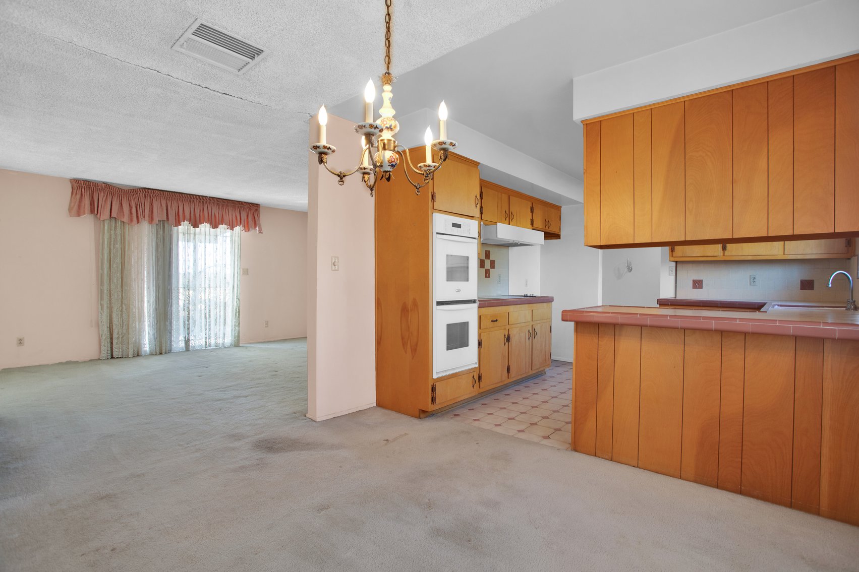 Image for Hesperia Commercial Advantage