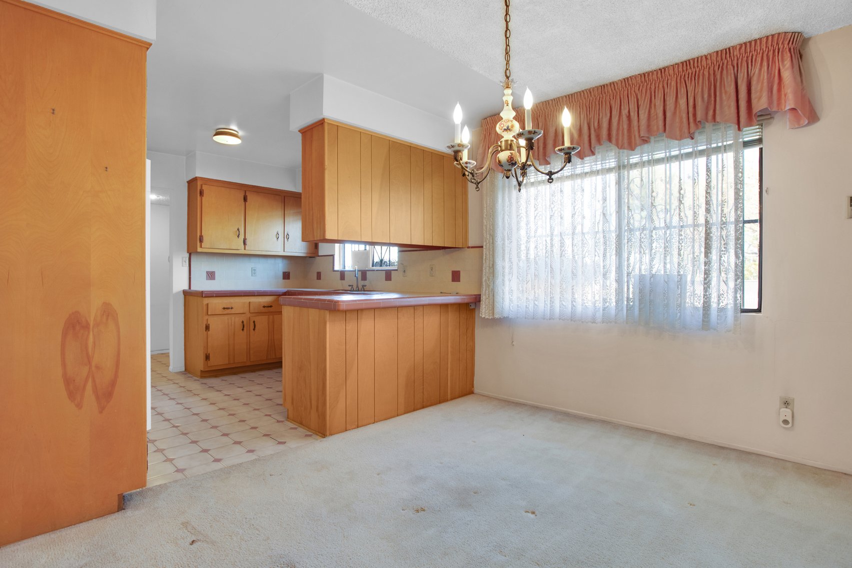 Image for Hesperia Commercial Advantage