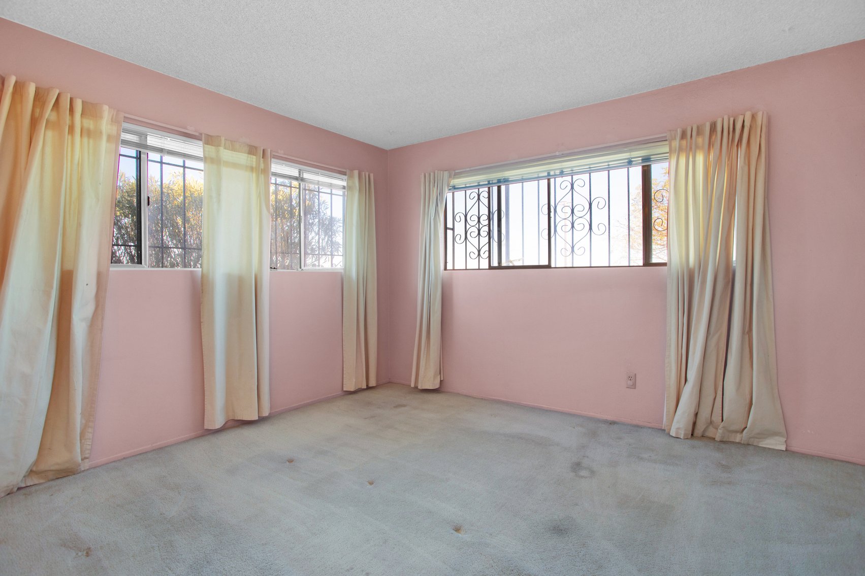 Image for Hesperia Commercial Advantage