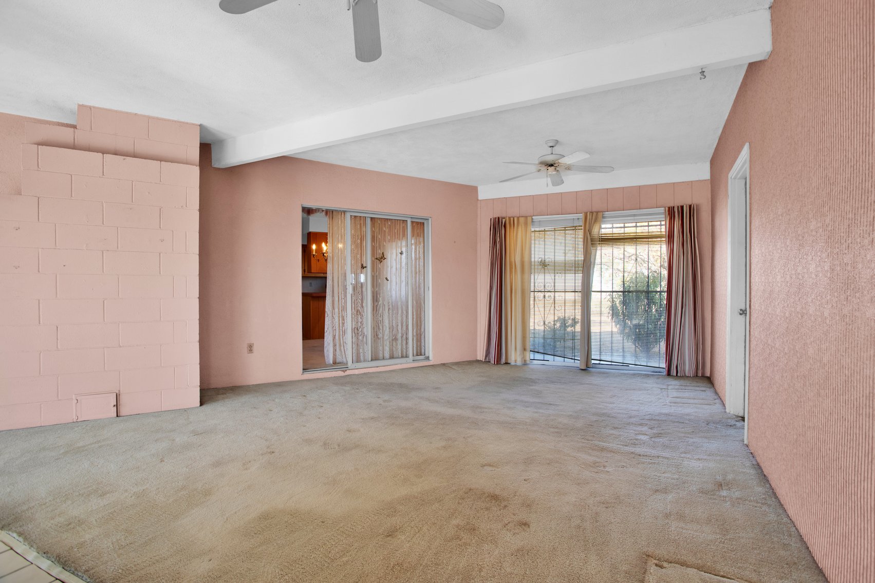 Image for Hesperia Commercial Advantage