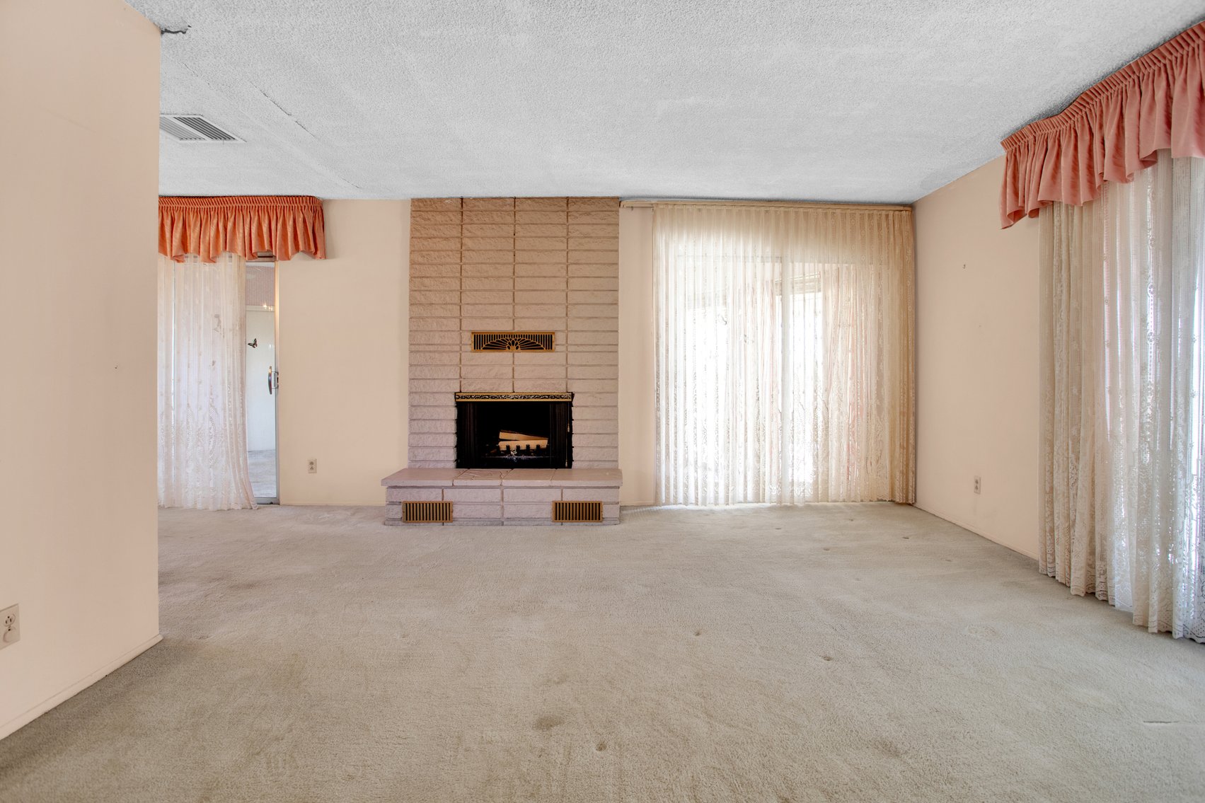 Image for Hesperia Commercial Advantage