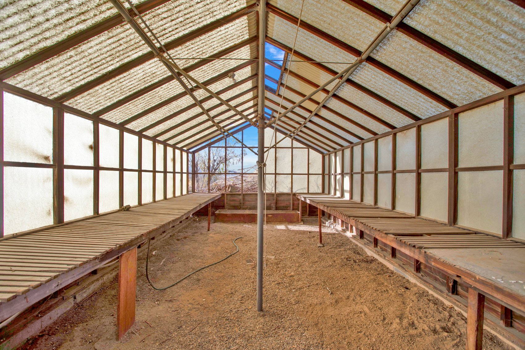 Image for Hesperia Commercial Advantage