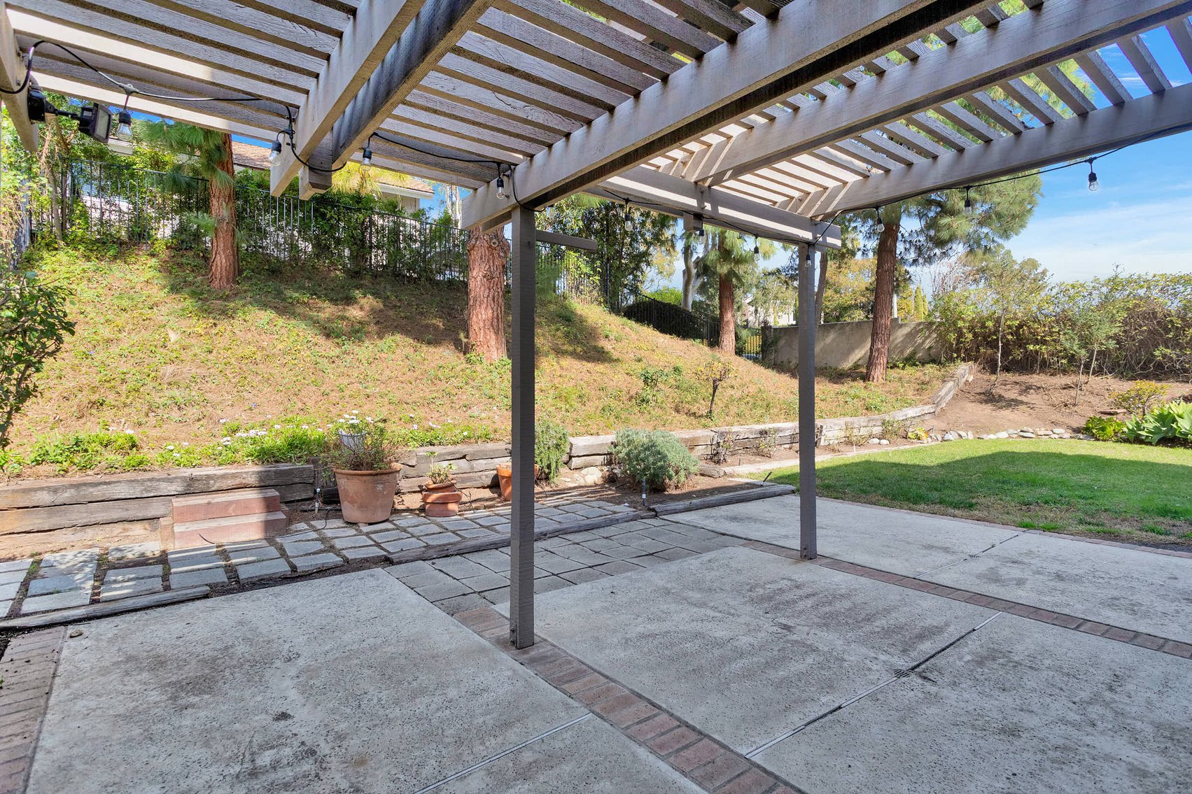 Image for Irvine Turtle Rock Retreat