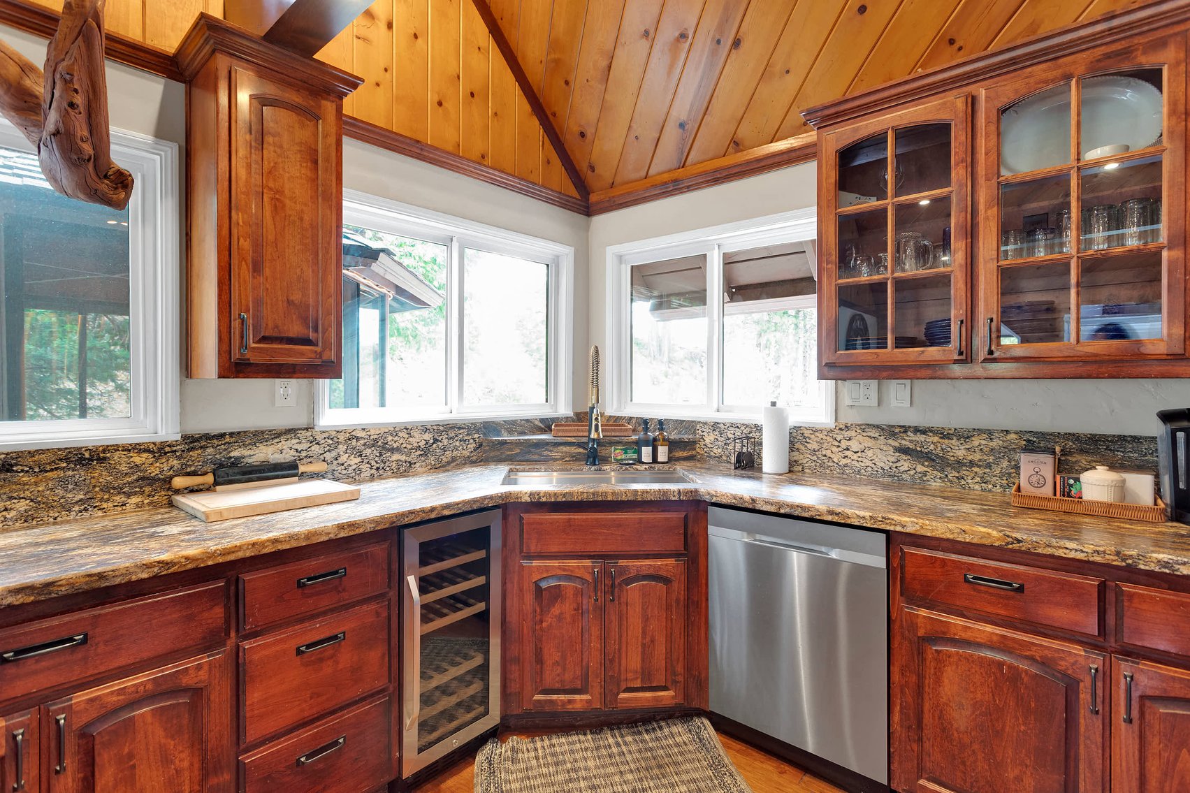 Image for Lake Arrowhead Serenity Lodge