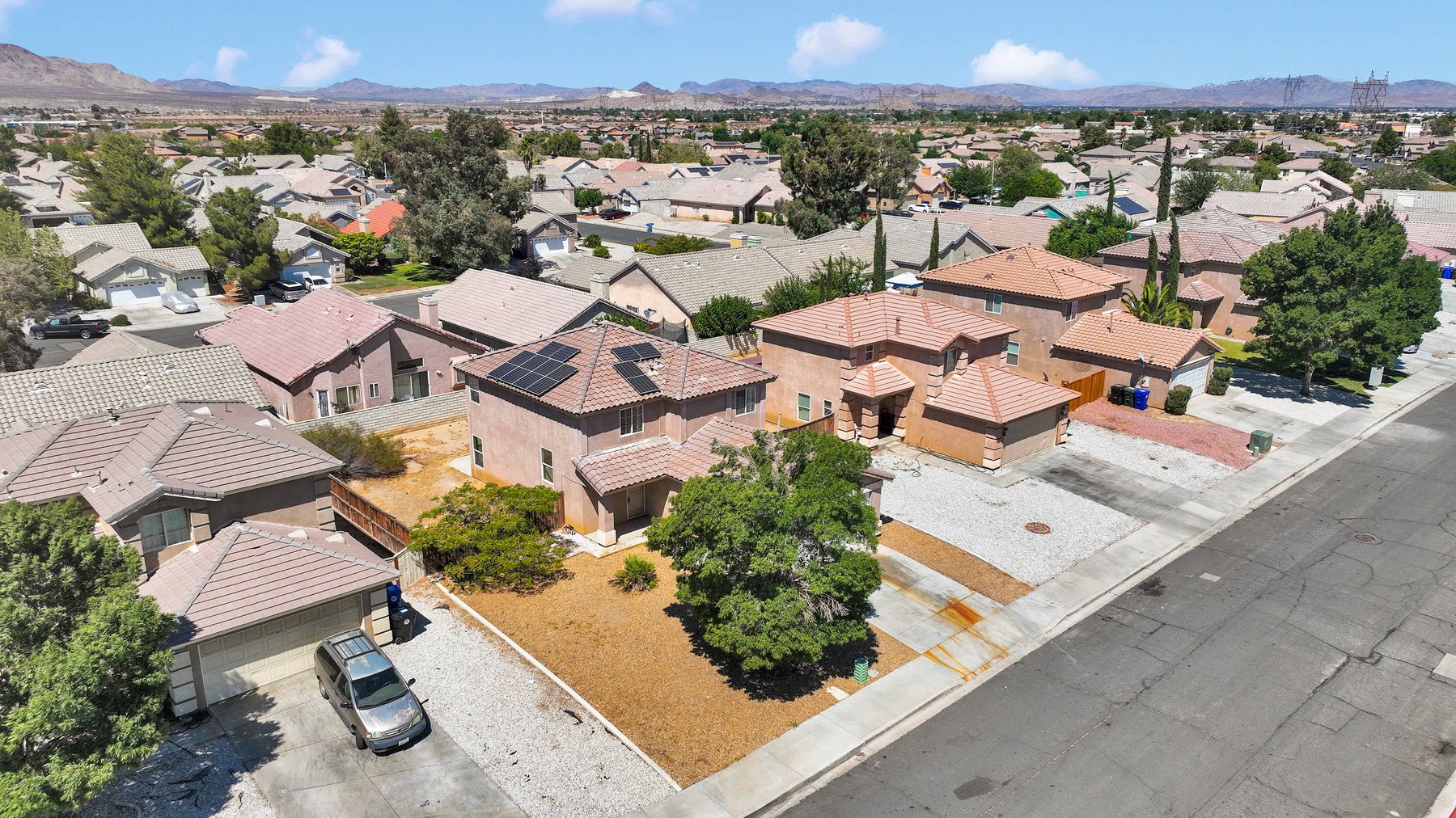 Image for Spacious 4-Bedroom Near the Park