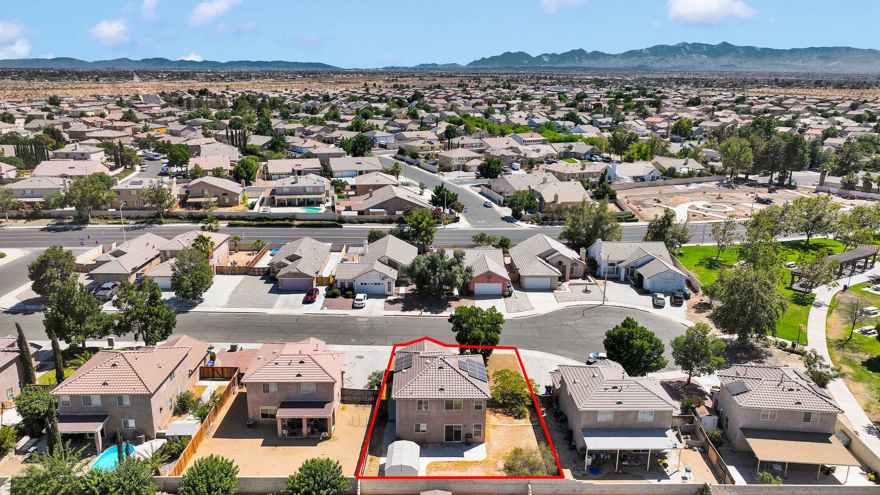 Image for Spacious 4-Bedroom Near the Park