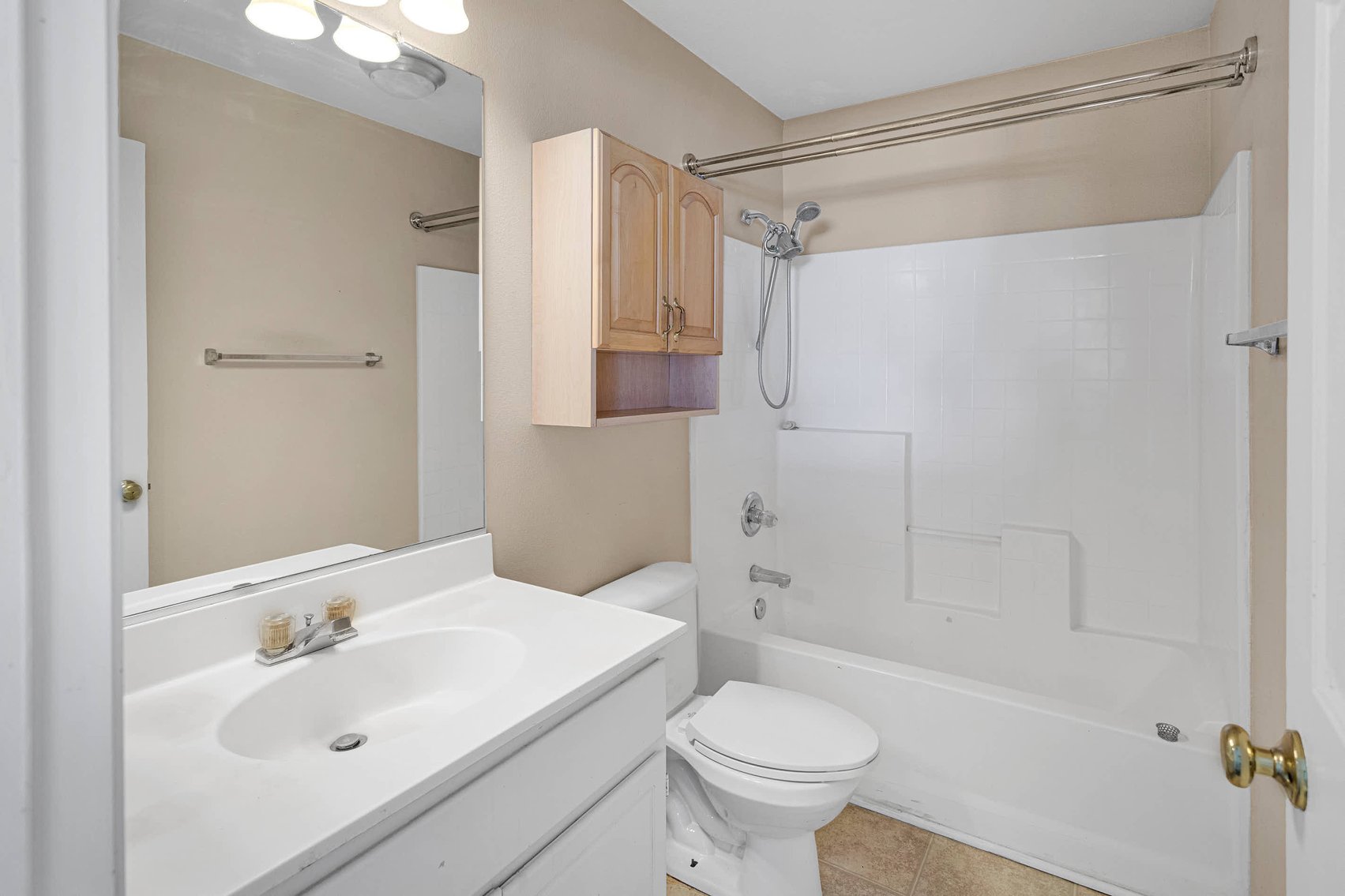 Image for Spacious 4-Bedroom Near the Park