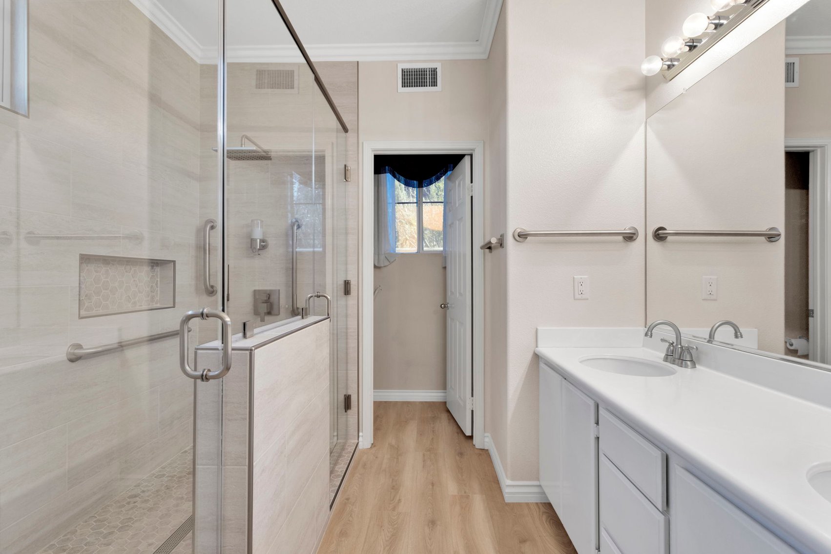 Image for Sierra Lakes Garden Retreat