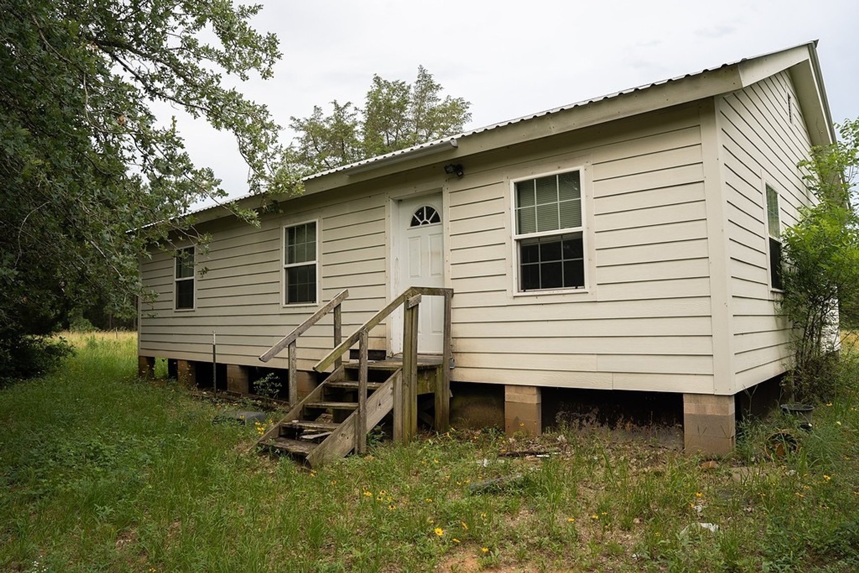 Image for Postvine Real Estate Auction