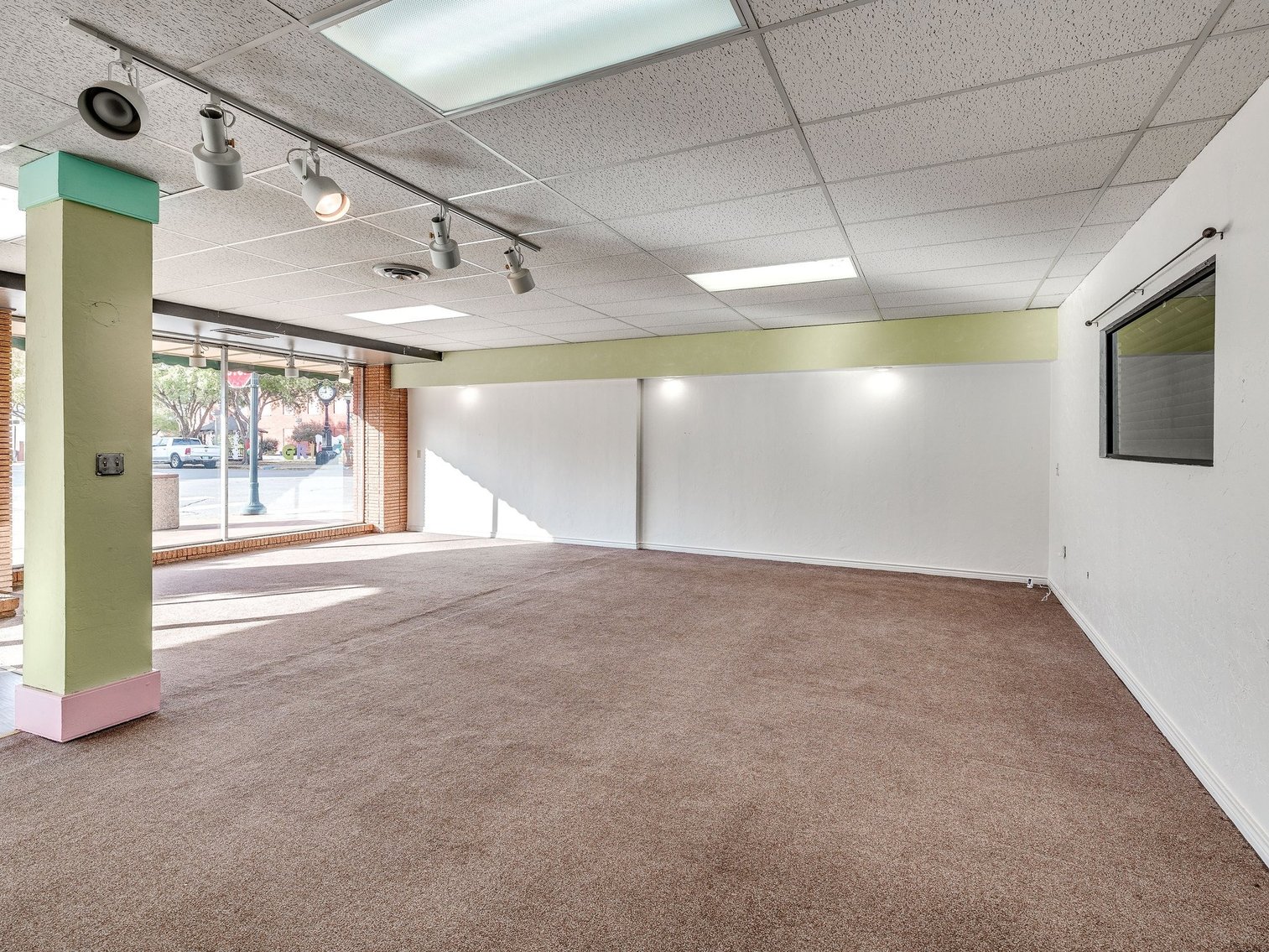 Image for 13,000' Commercial Property