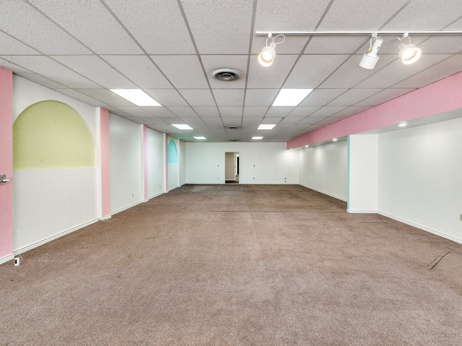 Image for 13,000' Commercial Property