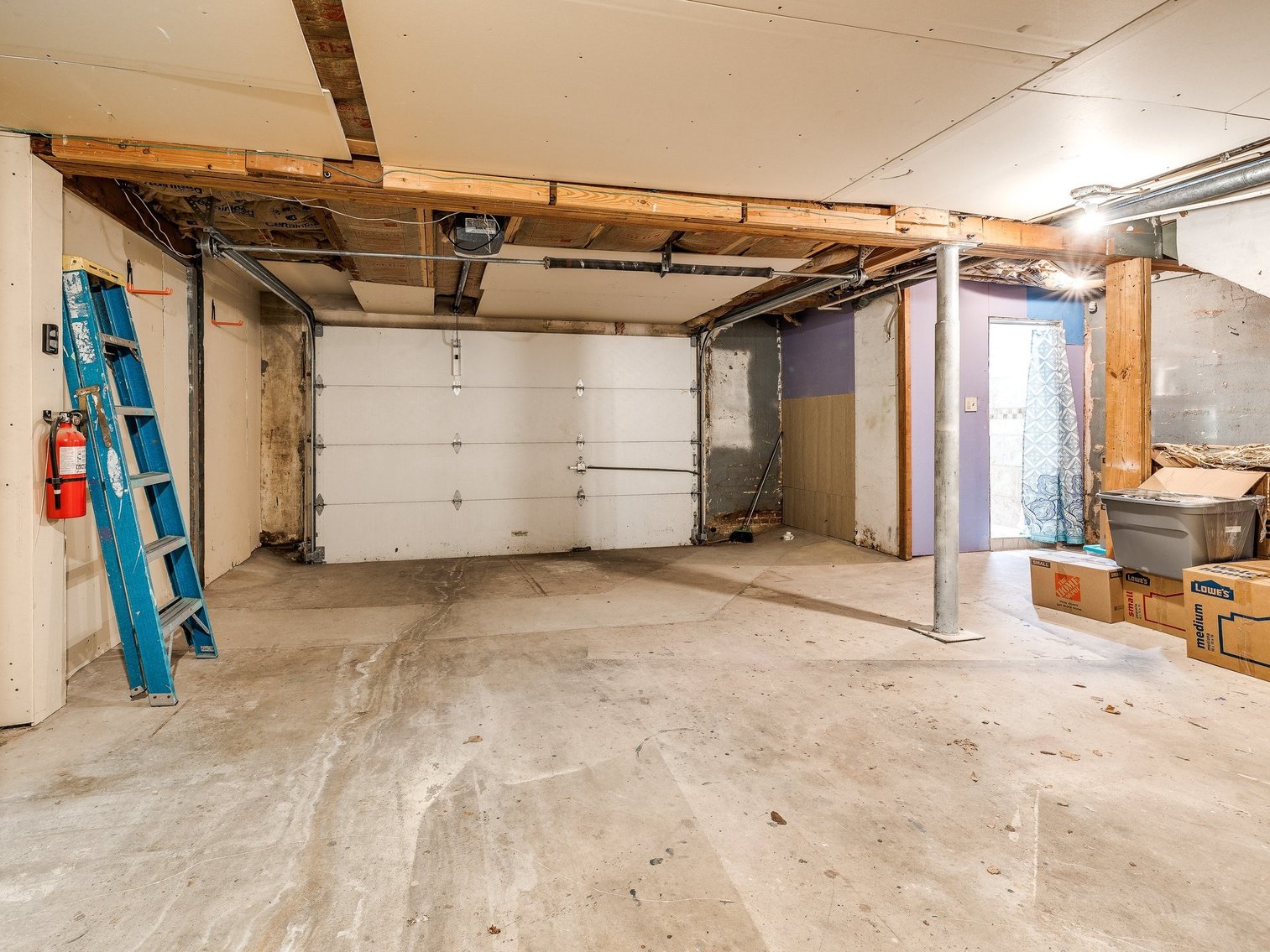 Image for 13,000' Commercial Property