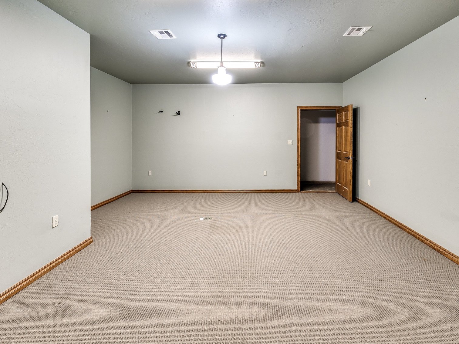 Image for 13,000' Commercial Property