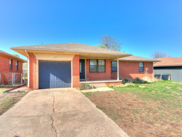 Home in Yukon Ok. 107 Spruce Ave