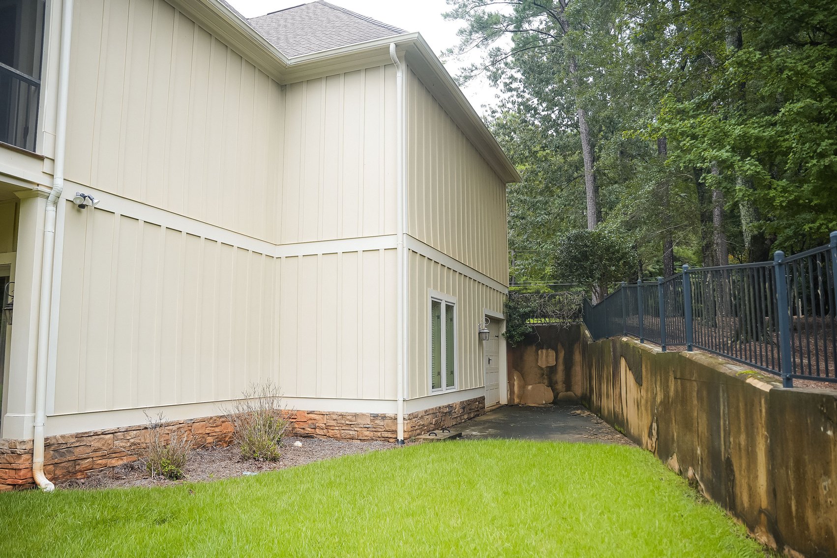 Image for Craftsman Style Luxury on Beautiful Lake Oconee 