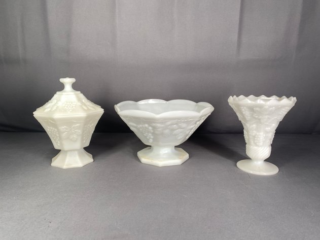 Image for (3) Vintage Anchor Hocking Milk Glass Grape Leaf/Harvest Grape Pattern